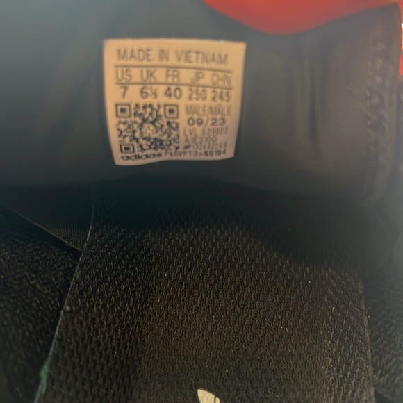 Sambas women size 8 - Picture 4 of 4